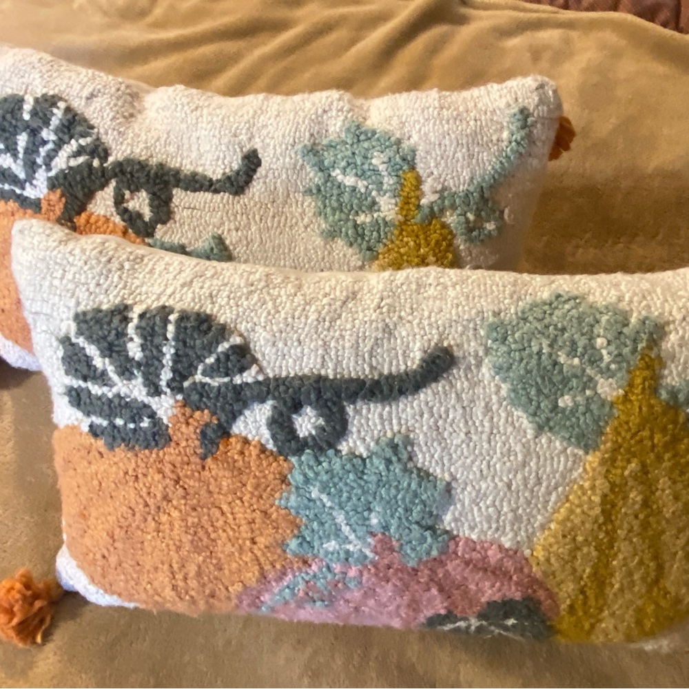 Opalhouse Jungalow Pumpkin Decorative Hooked Pillow Fall Halloween Thanksgiving